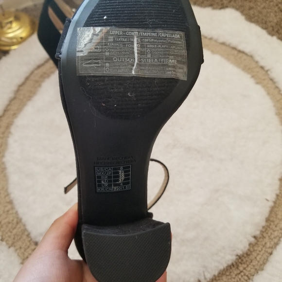 Forever 21 Ankle Strap Heels NWOT - Picture 4 of 6